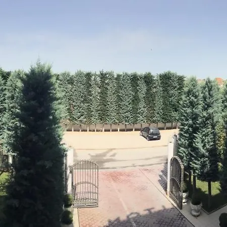 Julton Events Ξενοδοχείο Domje