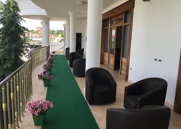 Julton Events Szálloda 3*